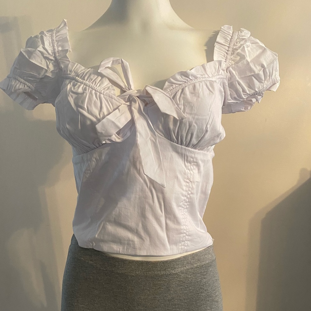 Cropped Ruffle Trim White Blouse - Picture 5 of 5